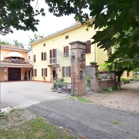 ベッド・アンド・ブレックファスト Beb Reboglio Rolo