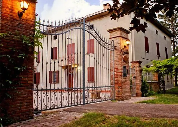 Beb Reboglio 住宿加早餐酒店 Rolo