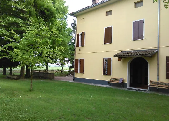 Beb Reboglio 住宿加早餐酒店 Rolo